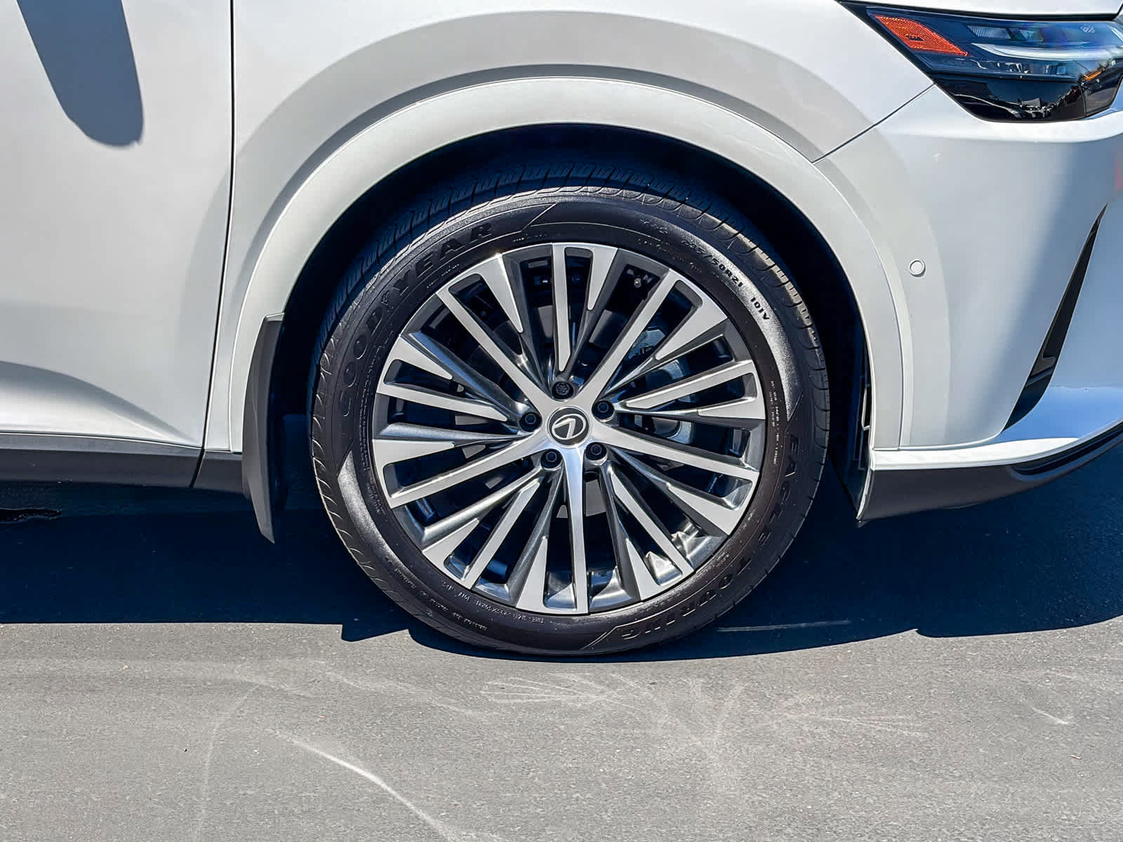 Certified 2024 Lexus RX 350 Premium Plus w/ Convenience Package FWD image 9