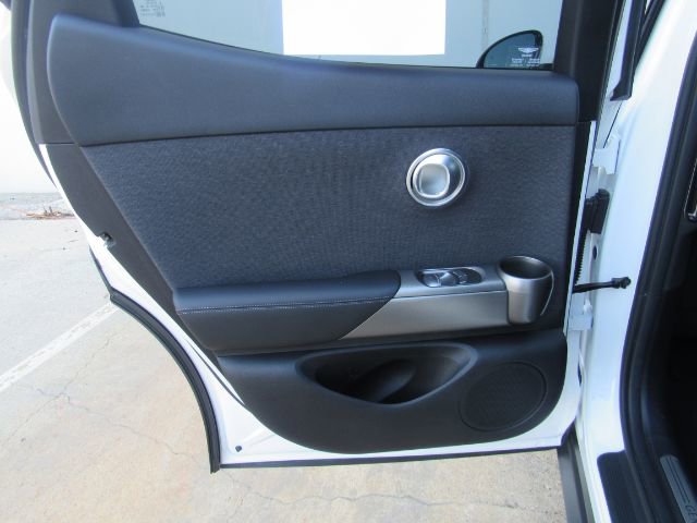 Used 2024 Genesis GV60 RWD image 19