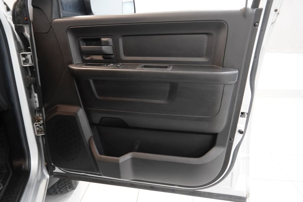 Used 2014 RAM 1500 Express image 30