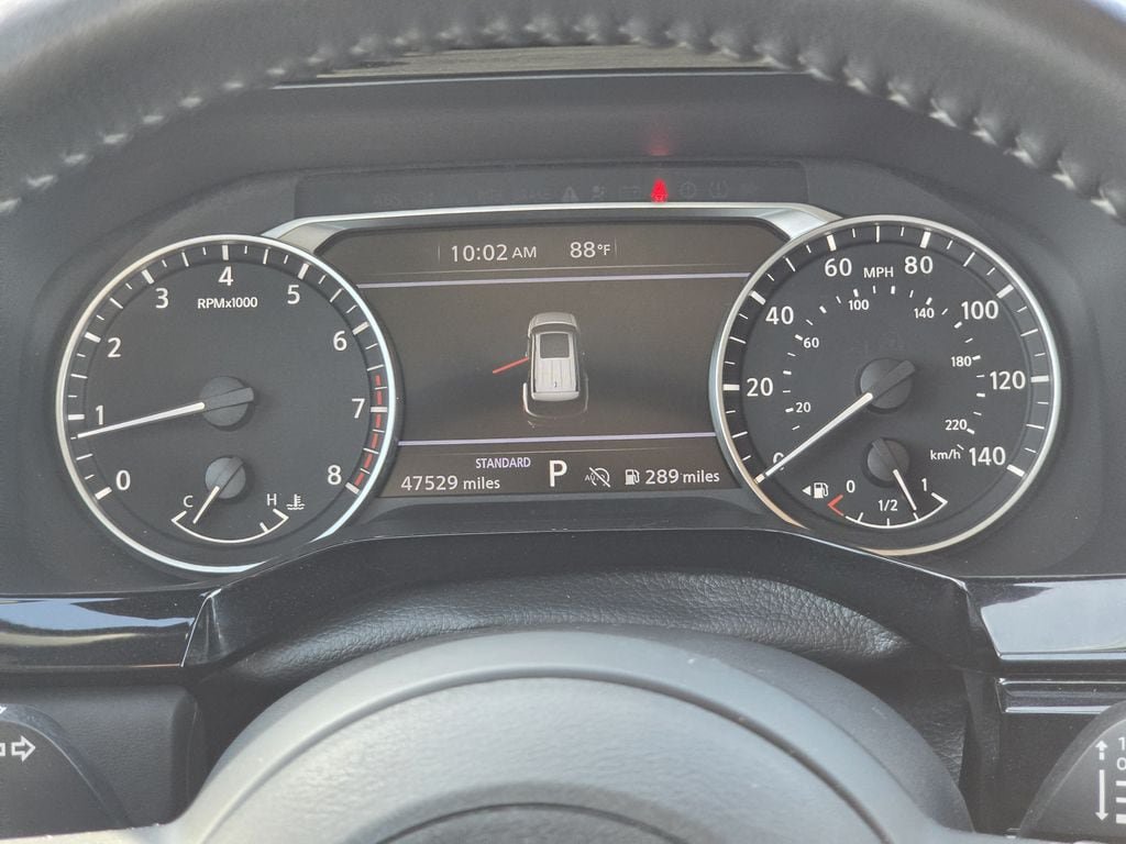 Used 2025 Nissan Pathfinder SV FWD image 15