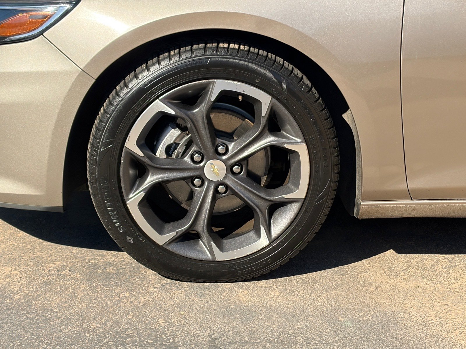 Used 2022 Chevrolet Malibu LT FWD image 6
