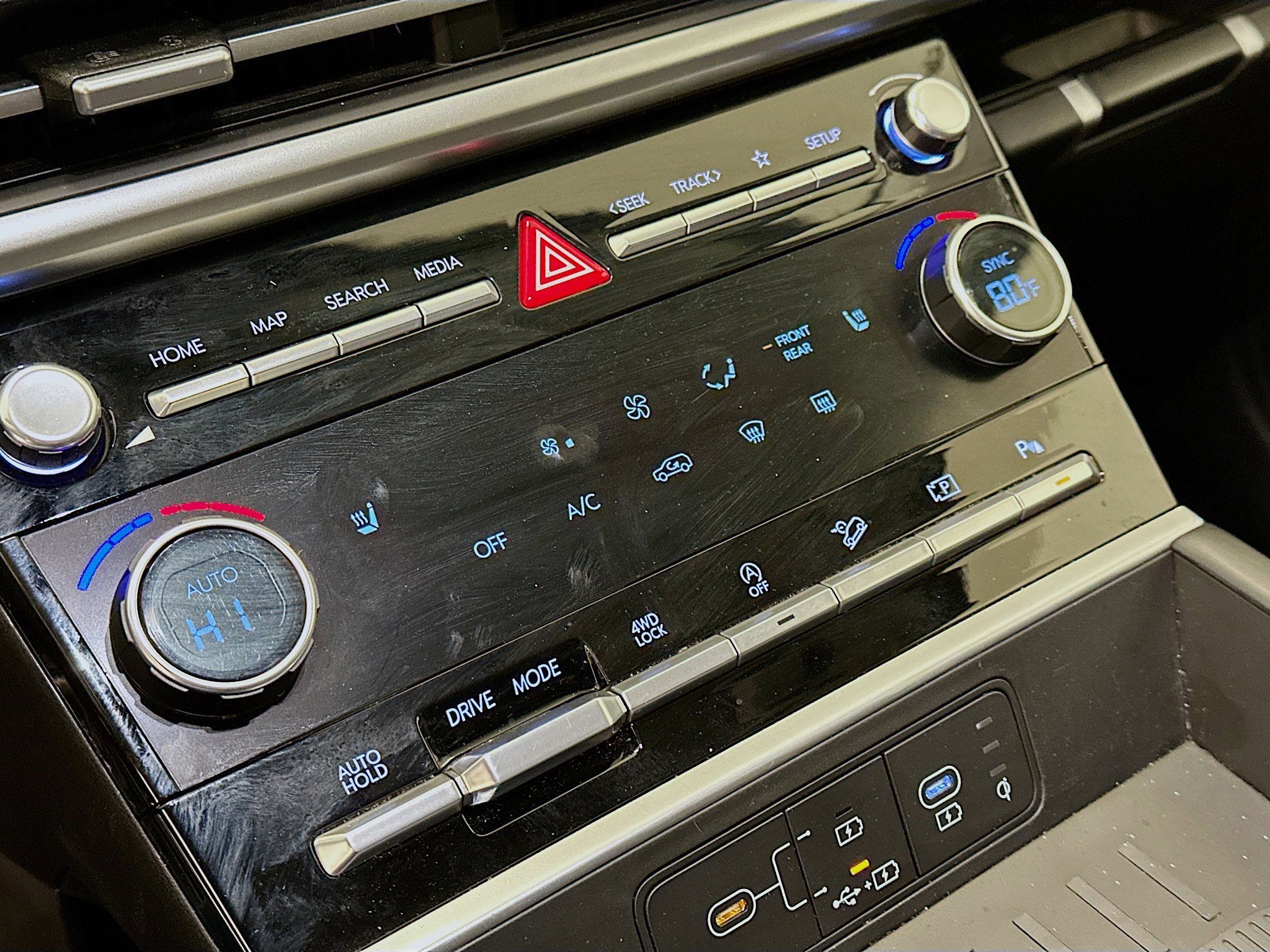 Used 2025 Hyundai Santa Fe SEL image 23