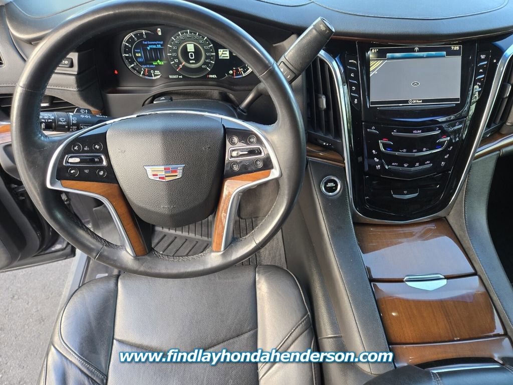 Used 2017 Cadillac Escalade Premium Luxury RWD image 18