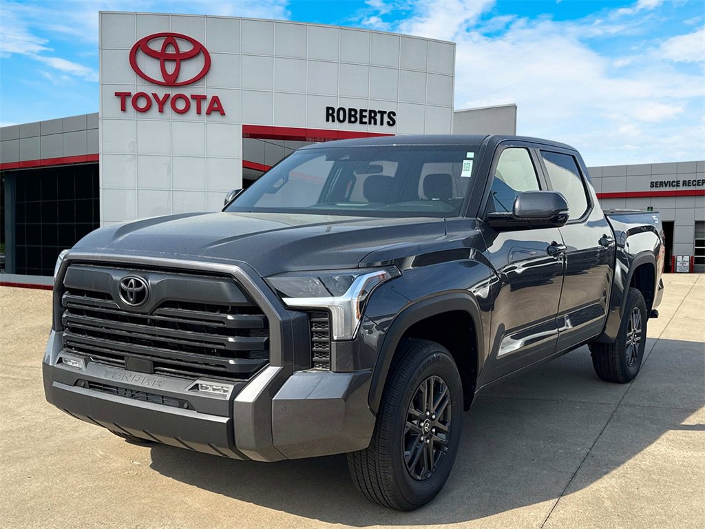 New 2025 Toyota Tundra SR5 w/ SR5 Convenience Package video 3