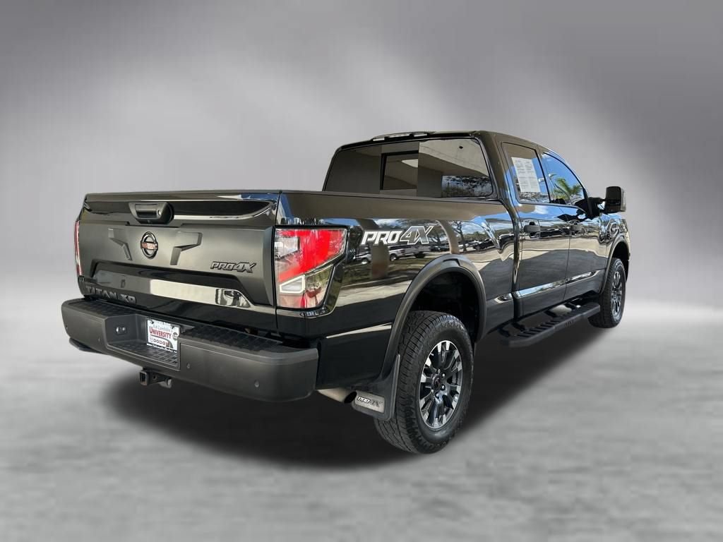 Used 2021 Nissan Titan PRO-4X w/ Pro-4x Convenience Package AWD/4WD image 3
