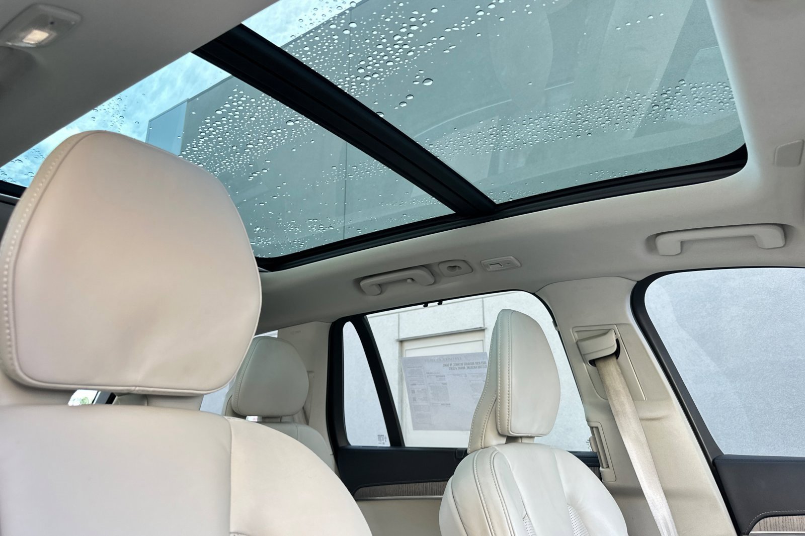 Used 2023 Volvo XC90 T8 Ultimate image 19