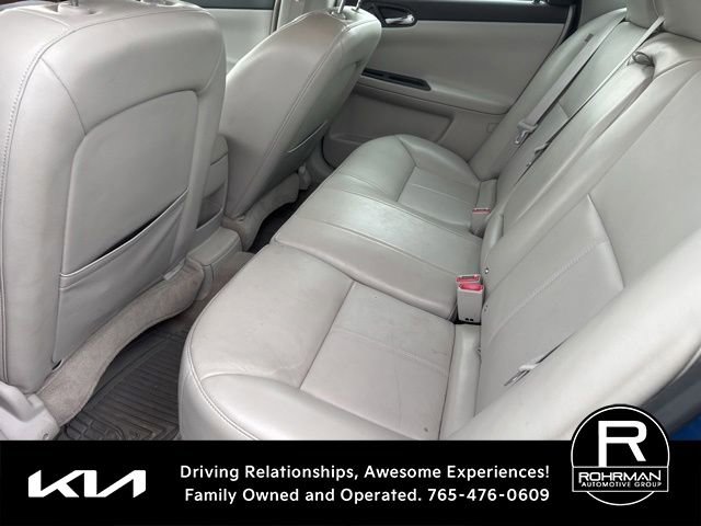 Used 2010 Chevrolet Impala LT w/ Luxury Edition Package FWD image 9