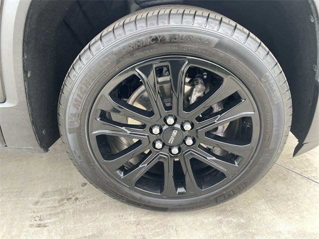 Used 2023 GMC Acadia SLE w/ Elevation Edition image 32