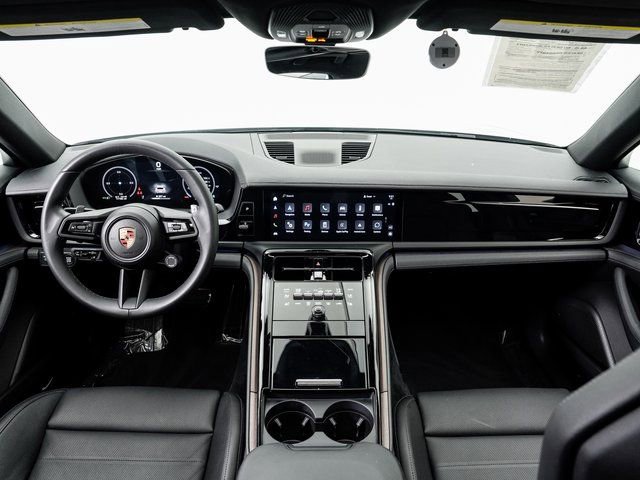 Certified 2025 Porsche Panamera 4 image 21