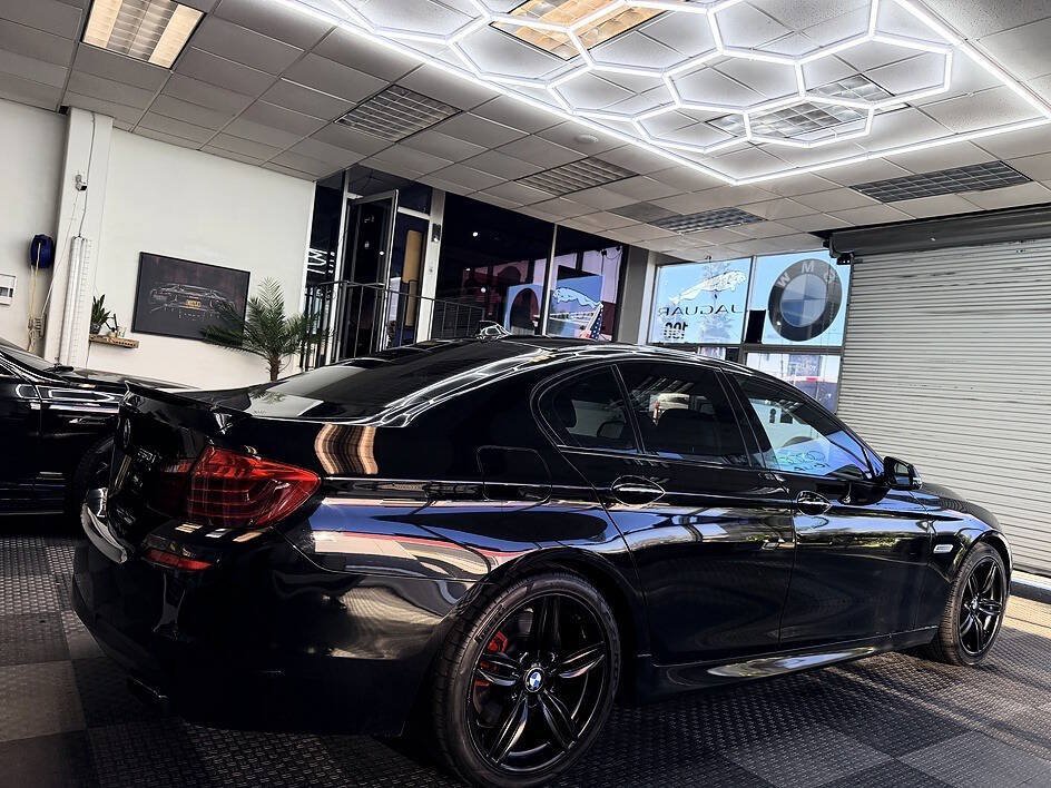 Used 2015 BMW 550i Sedan RWD image 22
