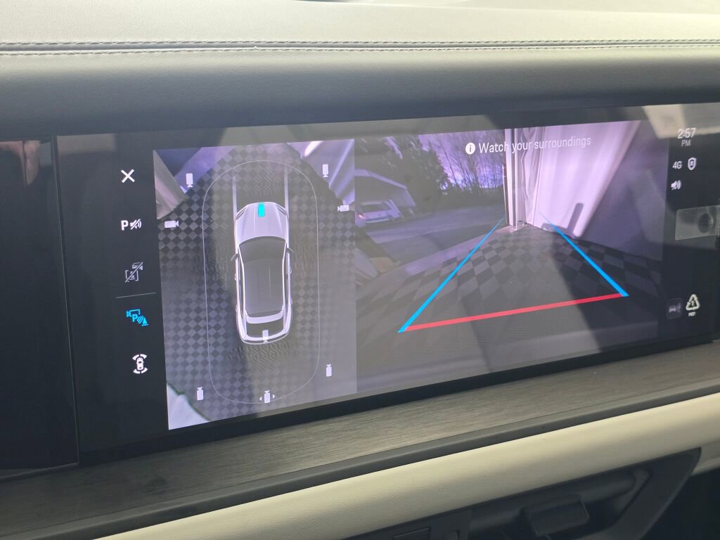 New 2026 Porsche Cayenne GTS image 32