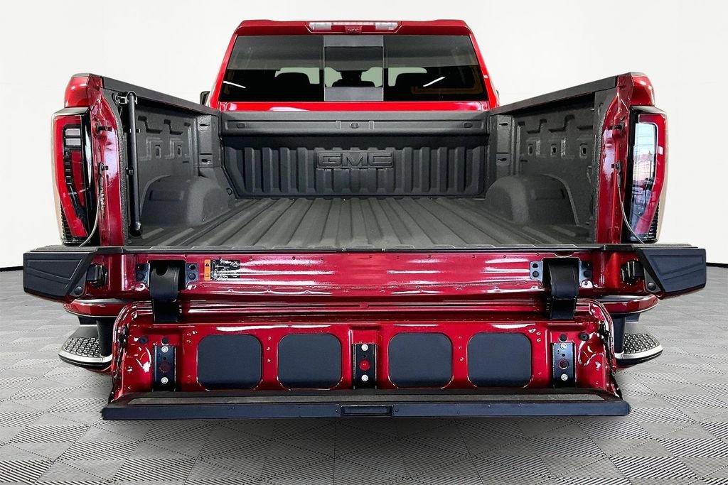 Certified 2025 GMC Sierra 2500 AT4 w/ AT4 Premium Plus Package image 7