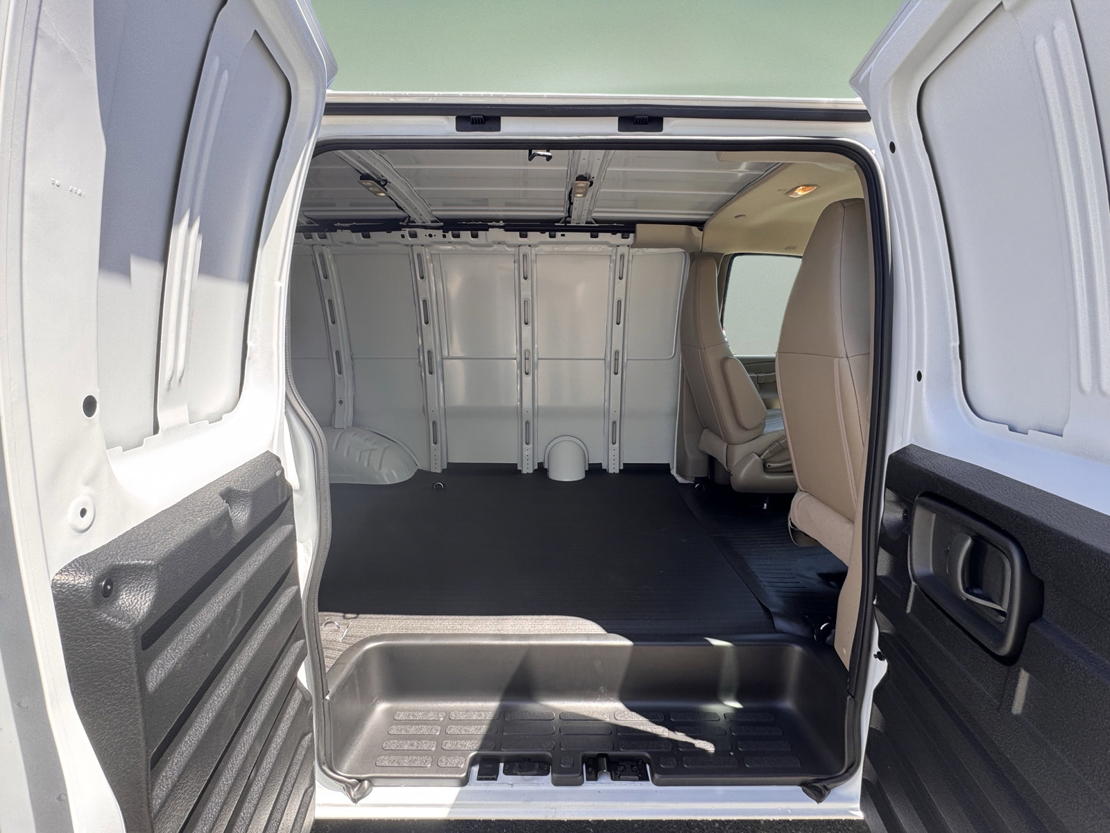 New 2026 Chevrolet Express 2500 w/ Driver Convenience Package RWD image 7