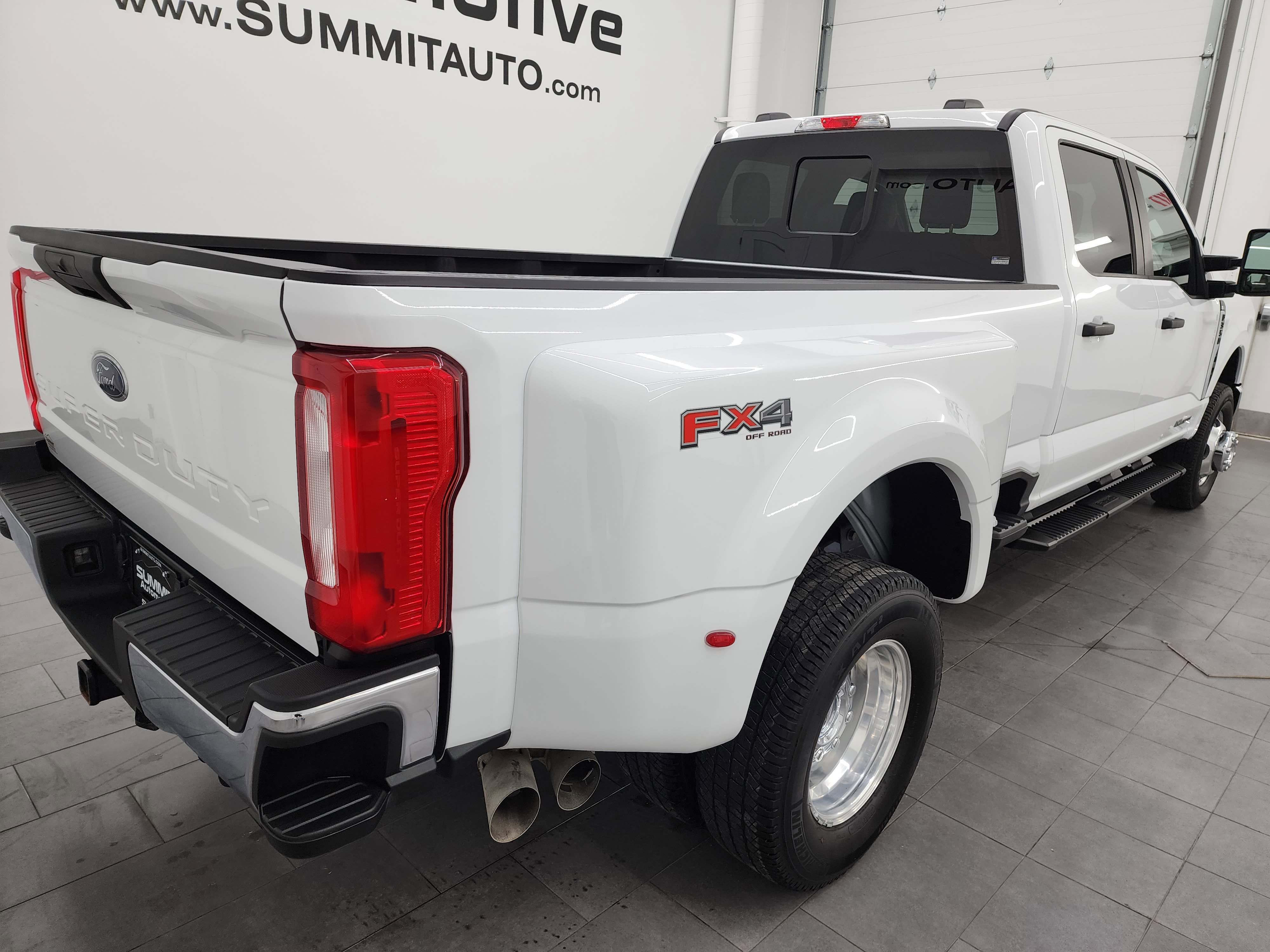 Used 2023 Ford F350 XL image 4