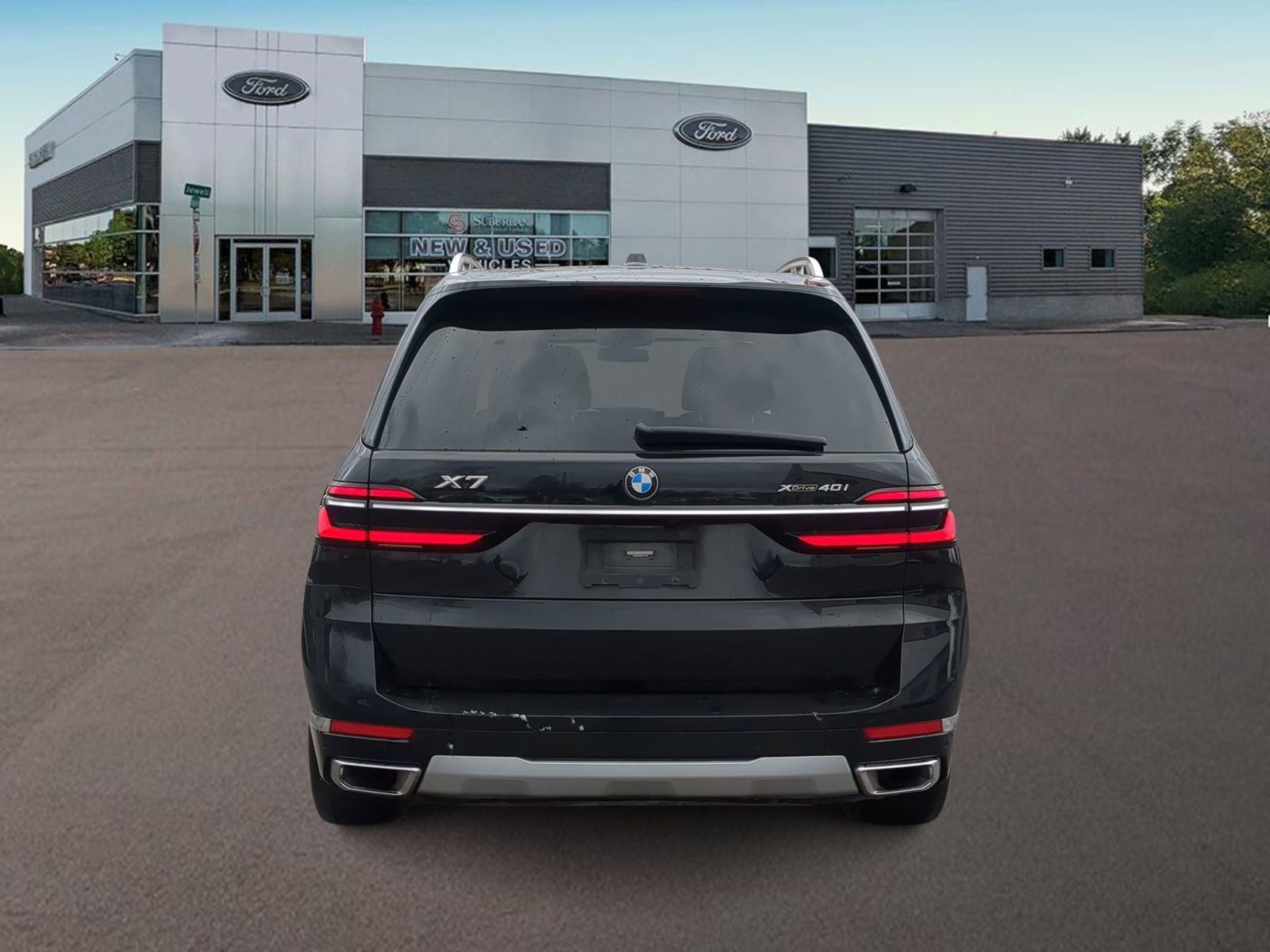 Used 2023 BMW X7 xDrive40i w/ Premium Package image 10