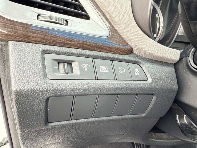 Used 2018 Hyundai Santa Fe Sport image 30