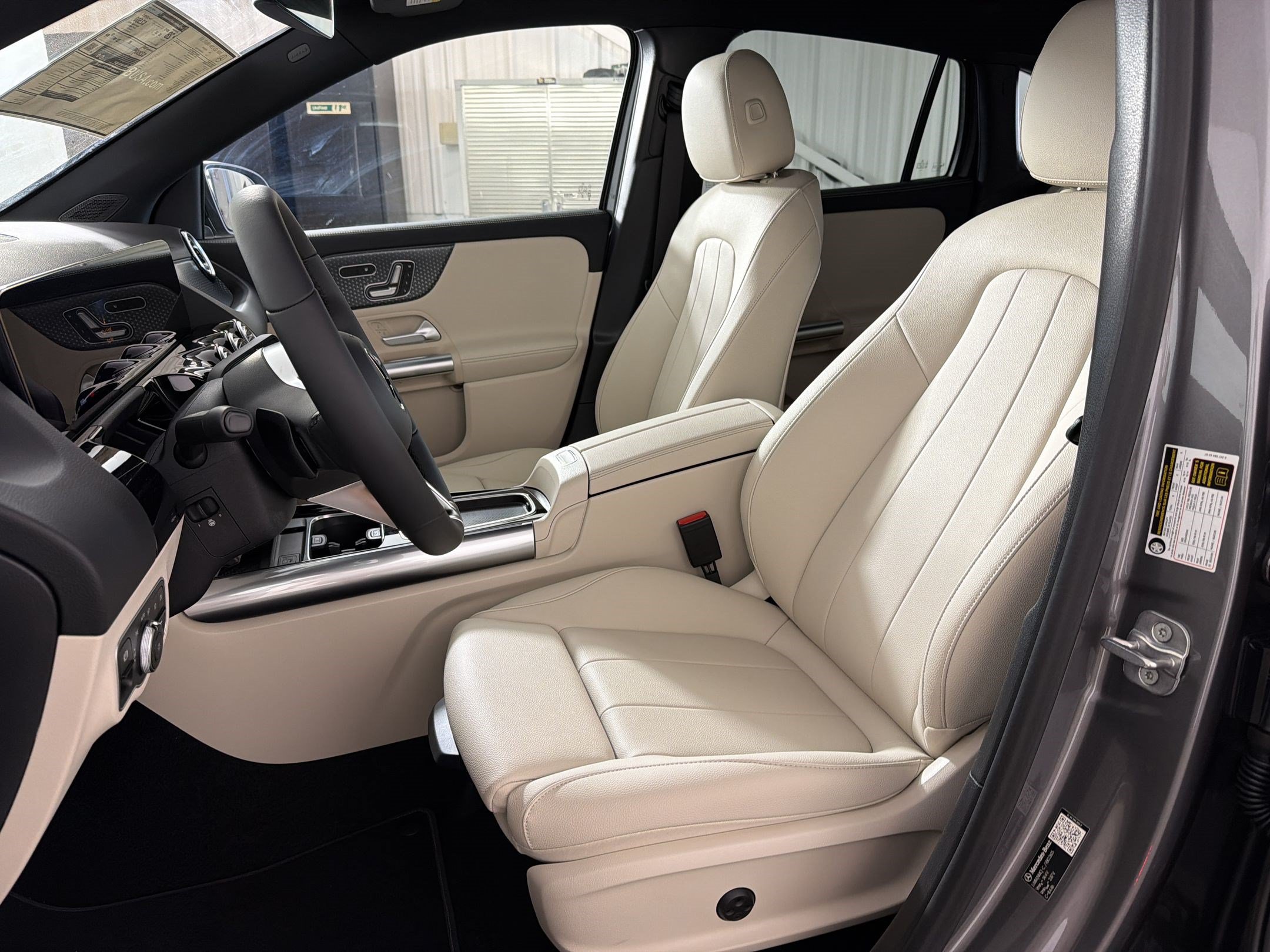New 2026 Mercedes-Benz GLA 250 4MATIC image 5