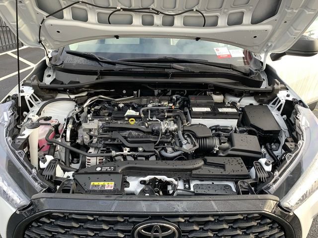 Used 2025 Toyota Corolla Cross L image 16
