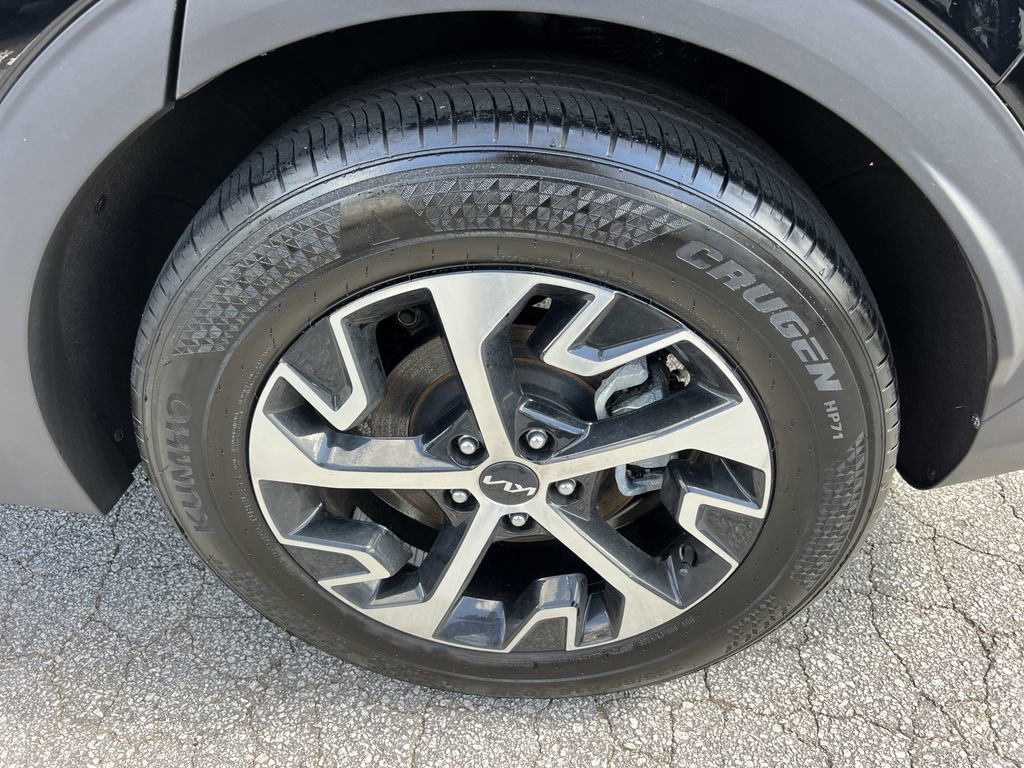 Used 2024 Kia Sportage EX image 15