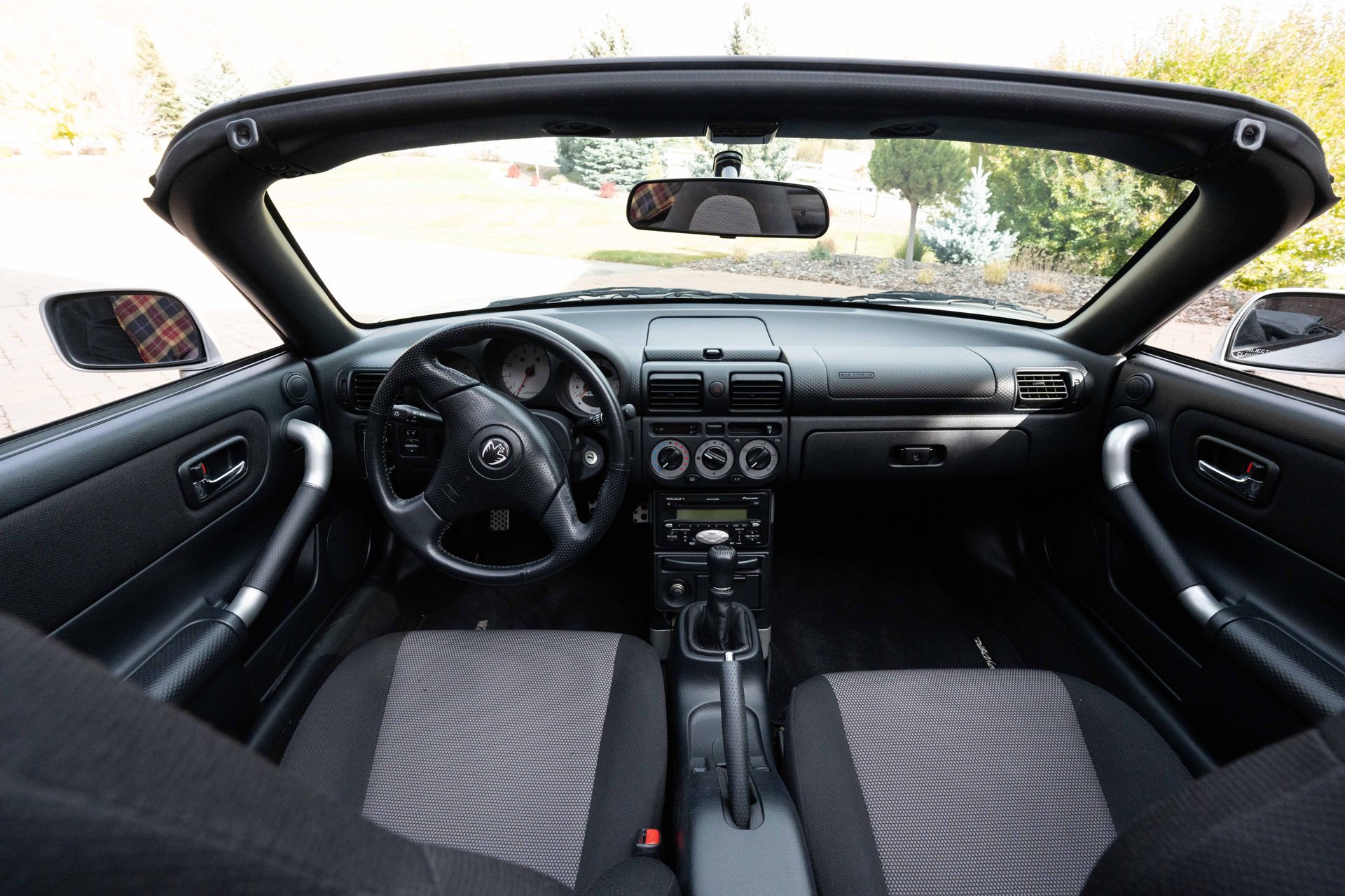 Used 2001 Toyota MR2 image 29