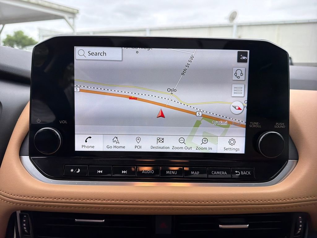 Used 2023 Nissan Rogue Platinum image 28