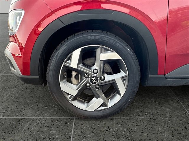 Used 2022 Hyundai Venue SEL image 14