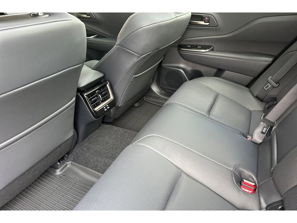 New 2026 Toyota Crown Platinum image 13