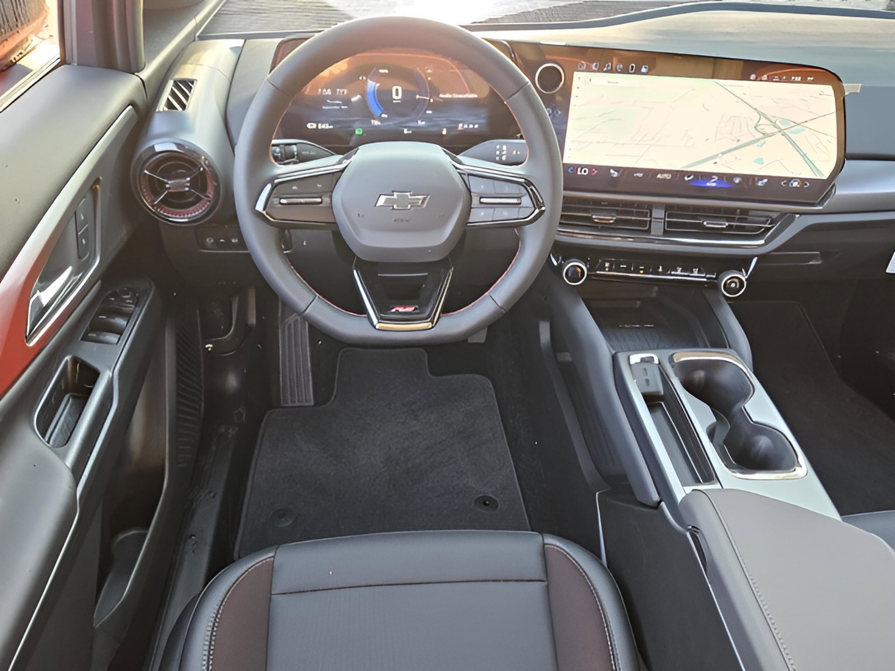 New 2025 Chevrolet Equinox EV RS image 14