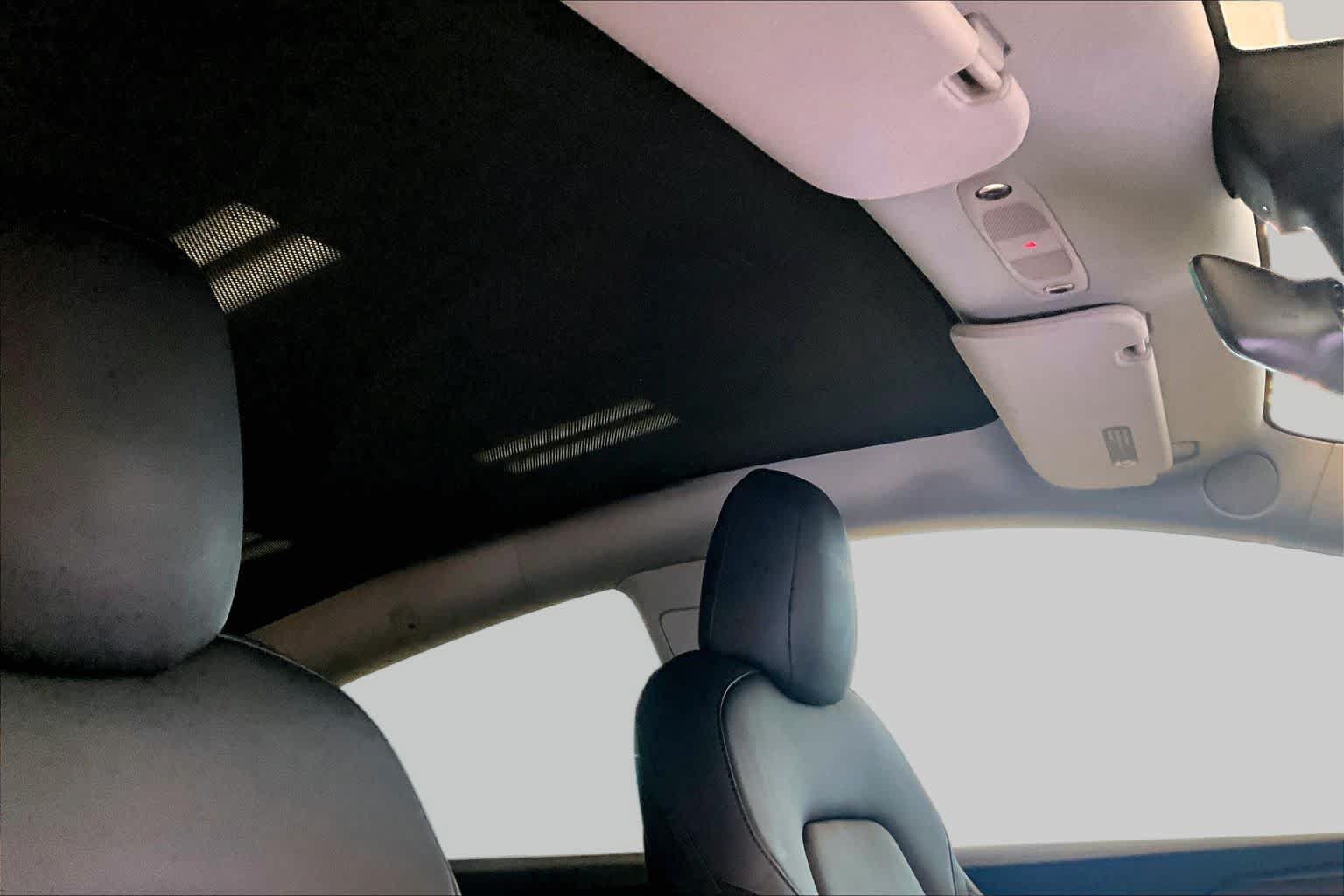 Used 2022 Tesla Model Y Performance AWD/4WD image 12