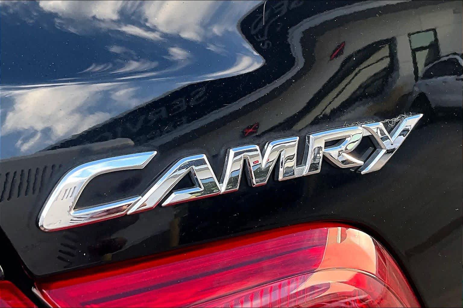 Used 2011 Toyota Camry LE w/ LE Extra-Value Pkg FWD image 28