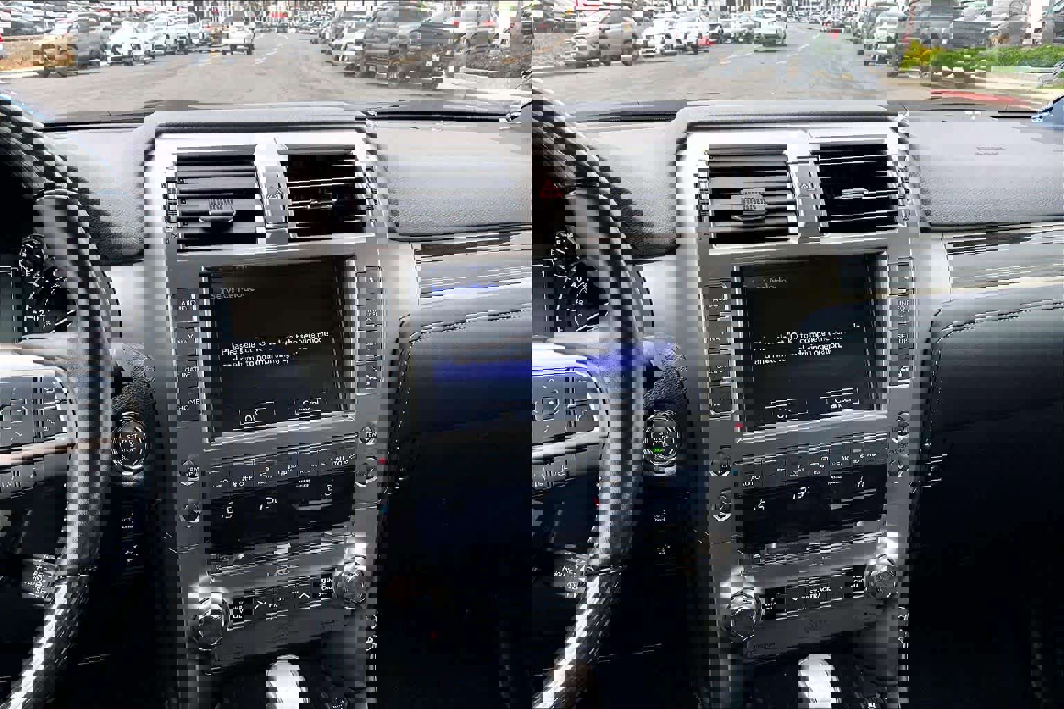 Used 2020 Lexus GX 460 Luxury w/ Off Road Package image 6