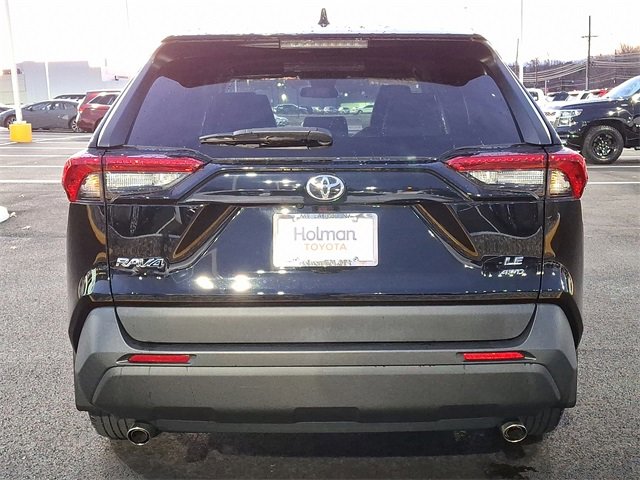Certified 2022 Toyota RAV4 LE image 6