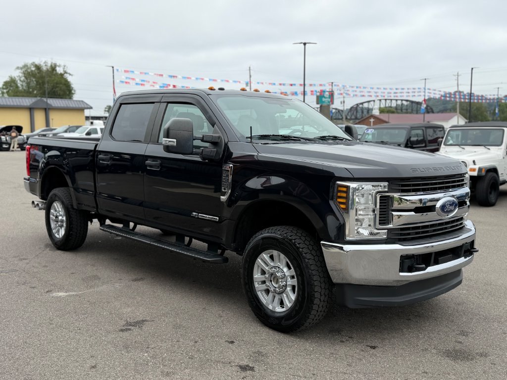 Used 2019 Ford F250 XL w/ STX Appearance Package AWD/4WD image 3
