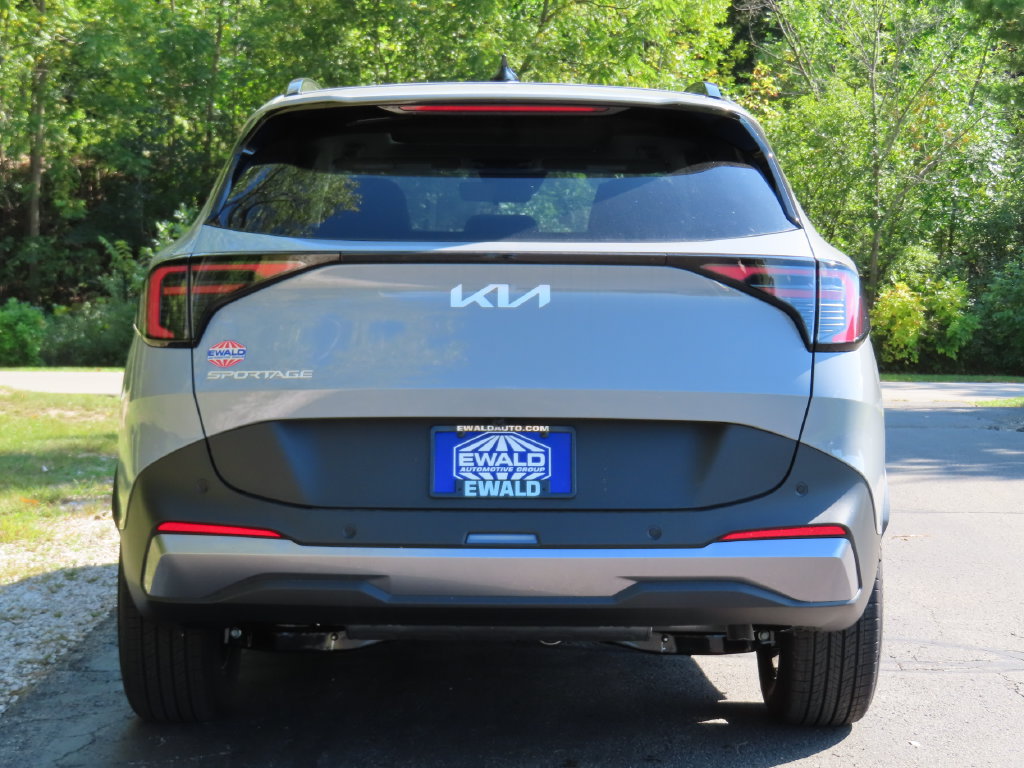 New 2026 Kia Sportage EX w/ EX Panorama Roof Package FWD image 19