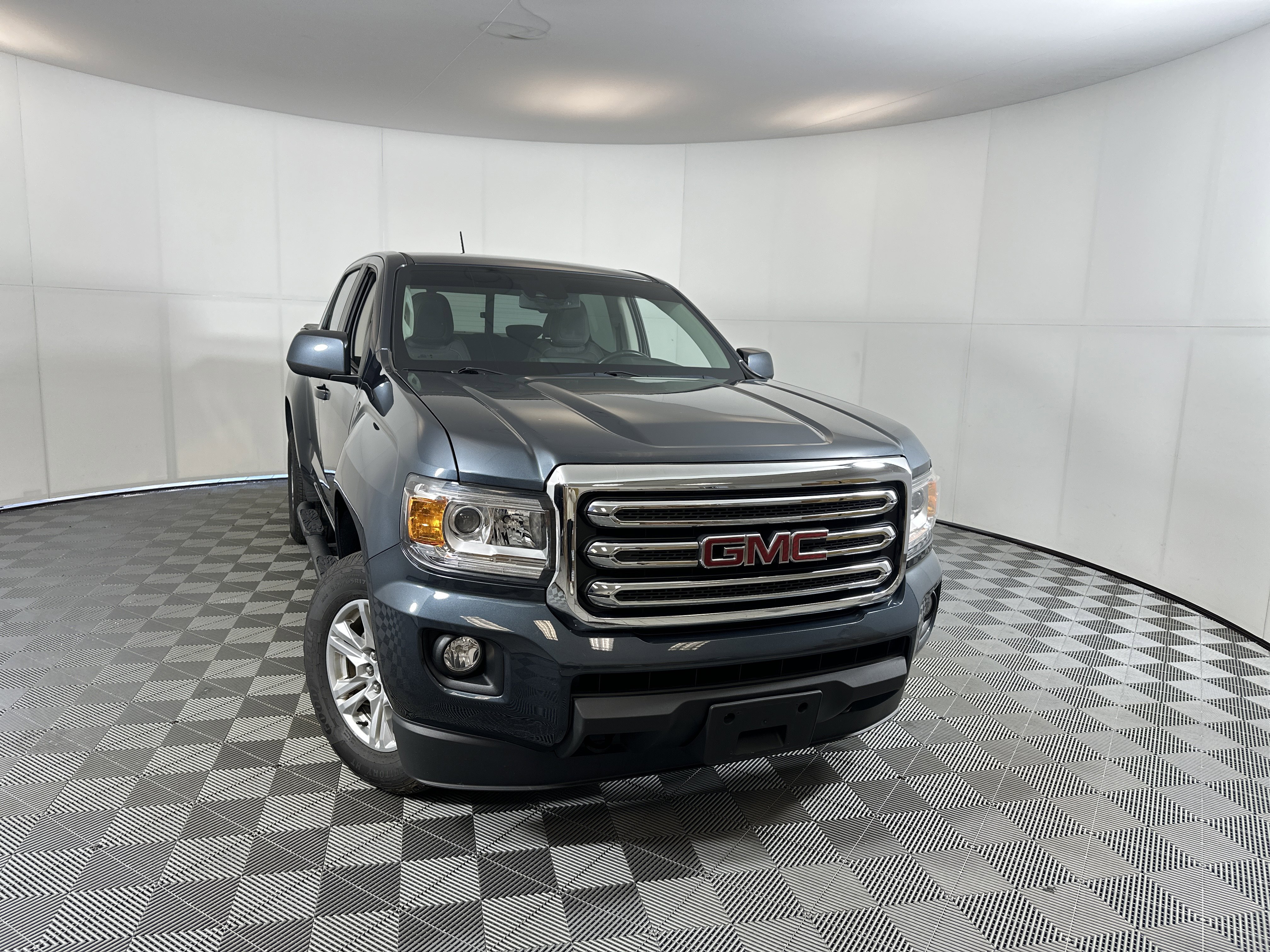 Used 2019 GMC Canyon SLE w/ Driver Alert Package