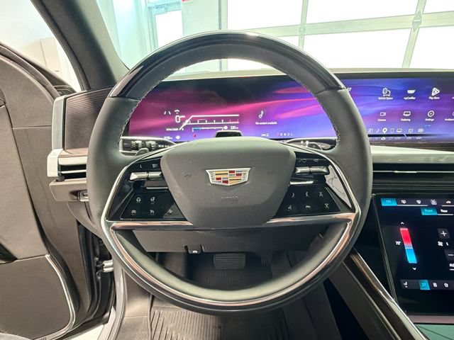 New 2026 Cadillac Escalade ESV Luxury w/ LPO, Floor Liner Package AWD/4WD image 10