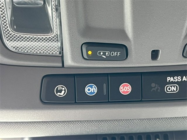 Used 2022 GMC Sierra 1500 Elevation image 32