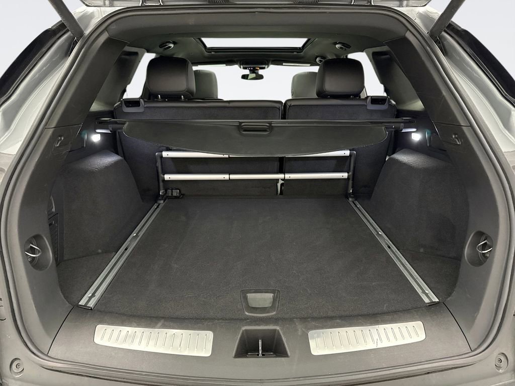 Used 2025 Cadillac XT5 Premium Luxury image 23