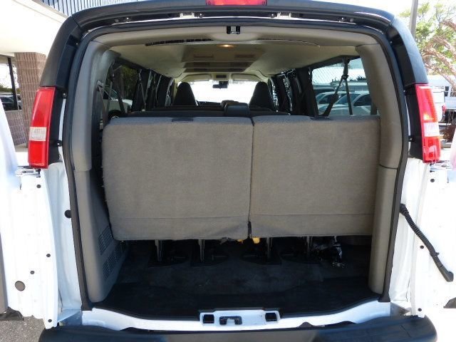 Used 2019 Chevrolet Express 3500 LT w/ LT Preferred Equipment Group image 15