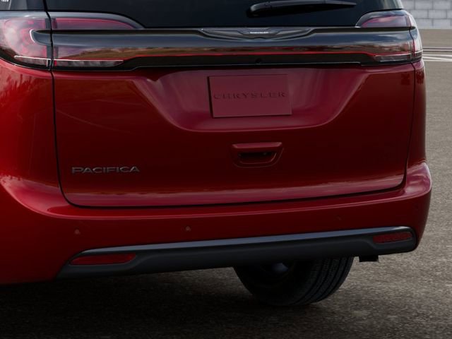 New 2026 Chrysler Pacifica Select image 13