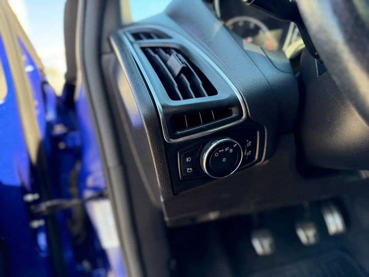 Used 2014 Ford Focus ST FWD image 42