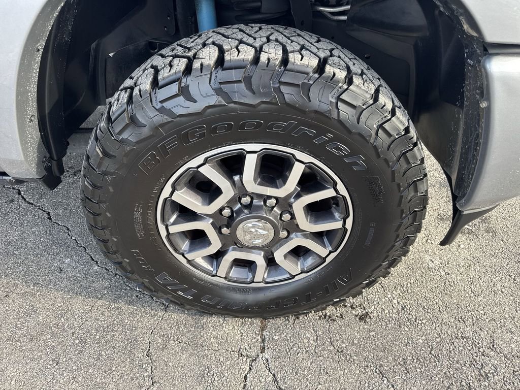 Used 2024 RAM 2500 Limited w/ Safety Group image 32