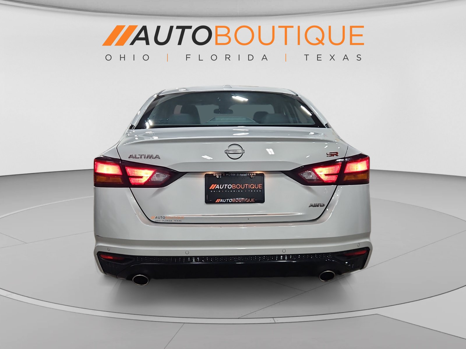 Used 2023 Nissan Altima 2.5 SR AWD/4WD image 4