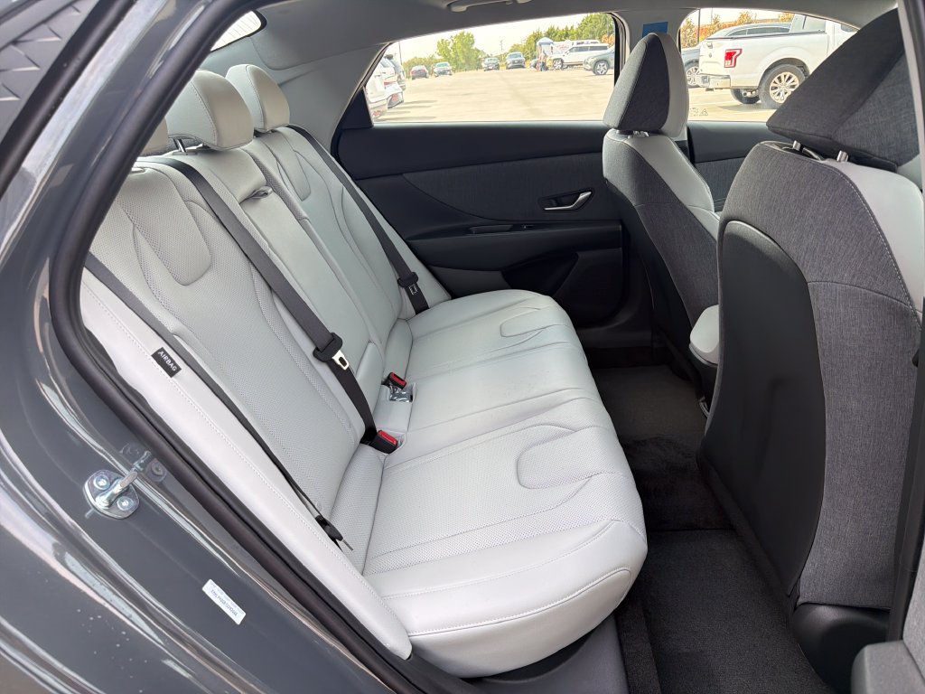 New 2026 Hyundai Elantra SEL Sport FWD image 34