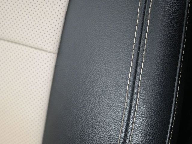 Certified 2022 Ford Escape Titanium w/ Titanium Elite Package image 16