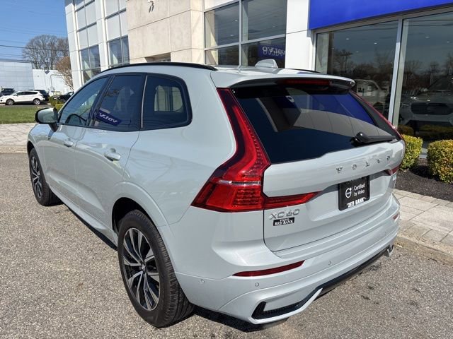 Used 2025 Volvo XC60 B5 Plus AWD/4WD image 3