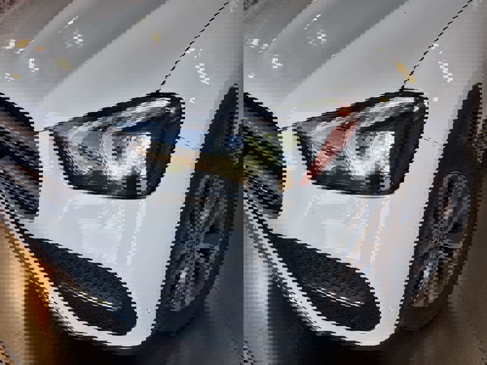 Used 2021 Mercedes-Benz GLE 350 w/ Premium Package image 8