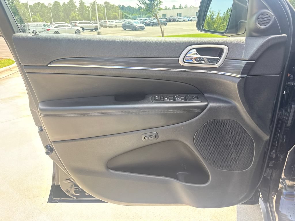 Used 2020 Jeep Grand Cherokee Limited w/ Premium Lighting Group RWD image 13