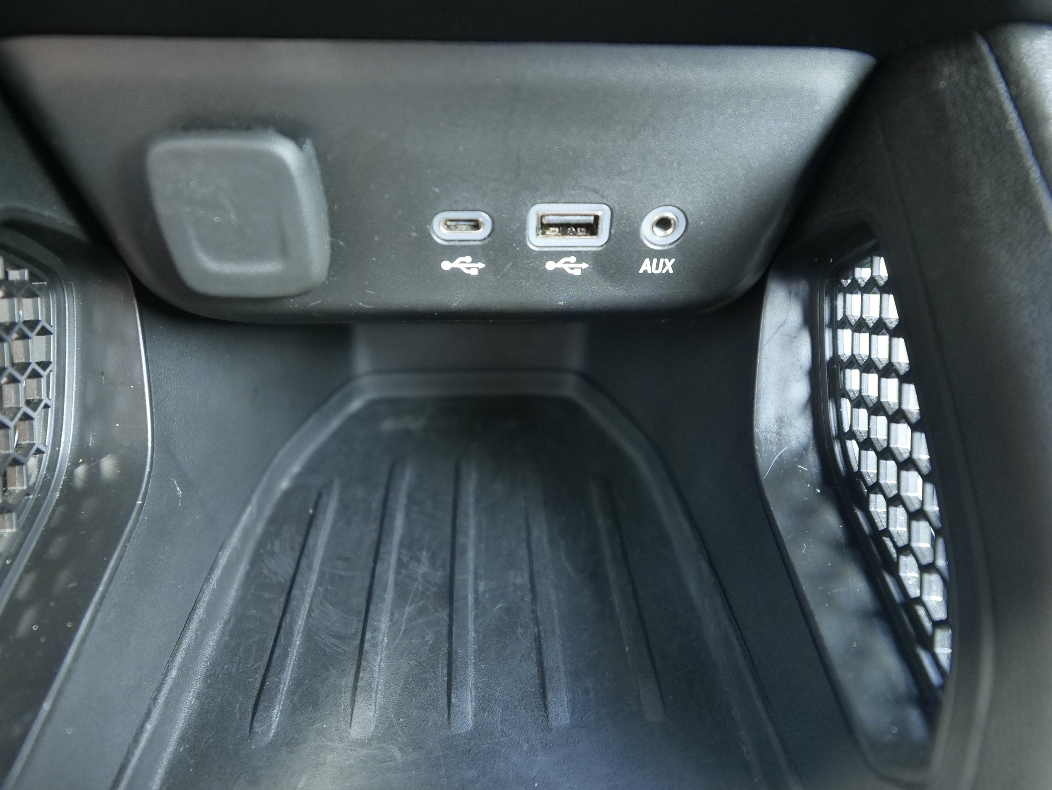 Used 2021 Chevrolet TrailBlazer LT w/ Convenience Package FWD image 25