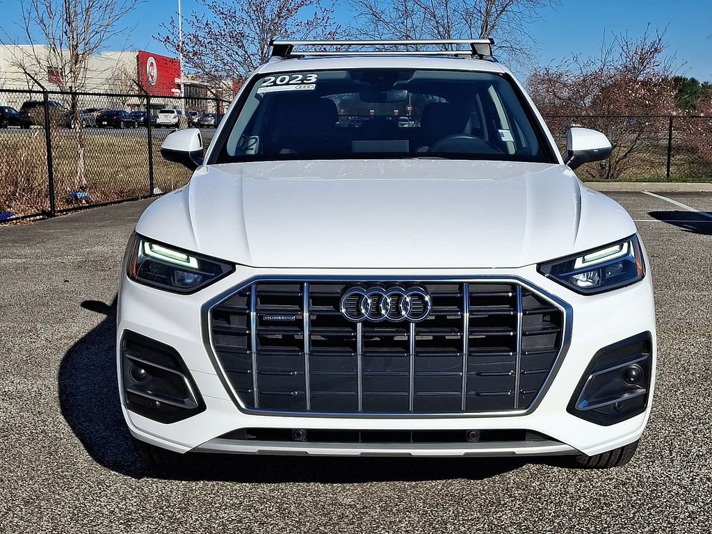 Certified 2023 Audi Q5 2.0T Premium w/ Convenience Package image 2